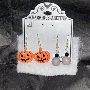 Amscan | Color: Silver & Purple |
Earring Set | Received this without one pair